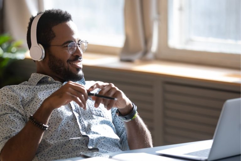 A man working from home using Truespeed's ultrafast full-fibre broadband